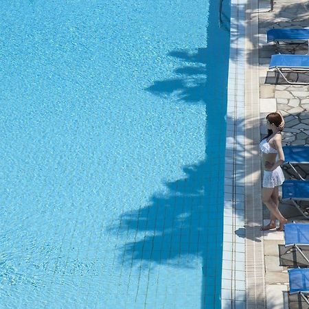 Manis Inn Náousa Eksteriør bilde